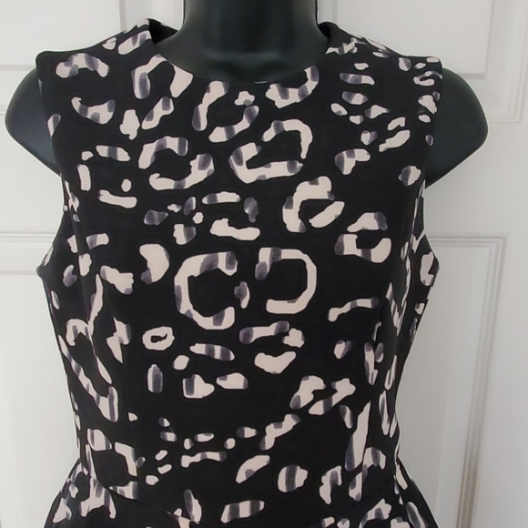 H&M Leopard Print Dress - Picture 3 of 3